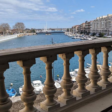 T3 Avec Terrasse Avec Vue Exceptionnelle Sur Les Quais De Sete Appartement Buitenkant foto